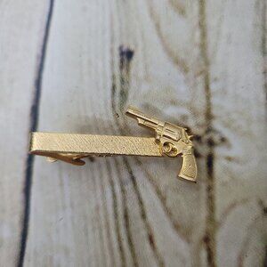 Revolver Pistol Vintage Tie Bar Clip Gun Appx 2" Revolver